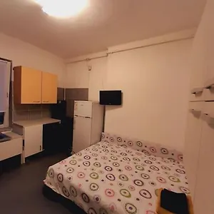 Apartament Mini Aproape De Centru, Bucureşti